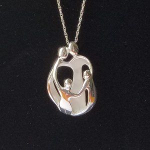 Sterling Silver Family Pendant w/ 30" Chain in Box